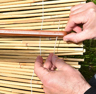Binder durch Bohrung führen