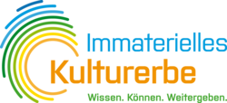 Reetdachdecker-Handwerk ist Immaterielles Kulturerbe